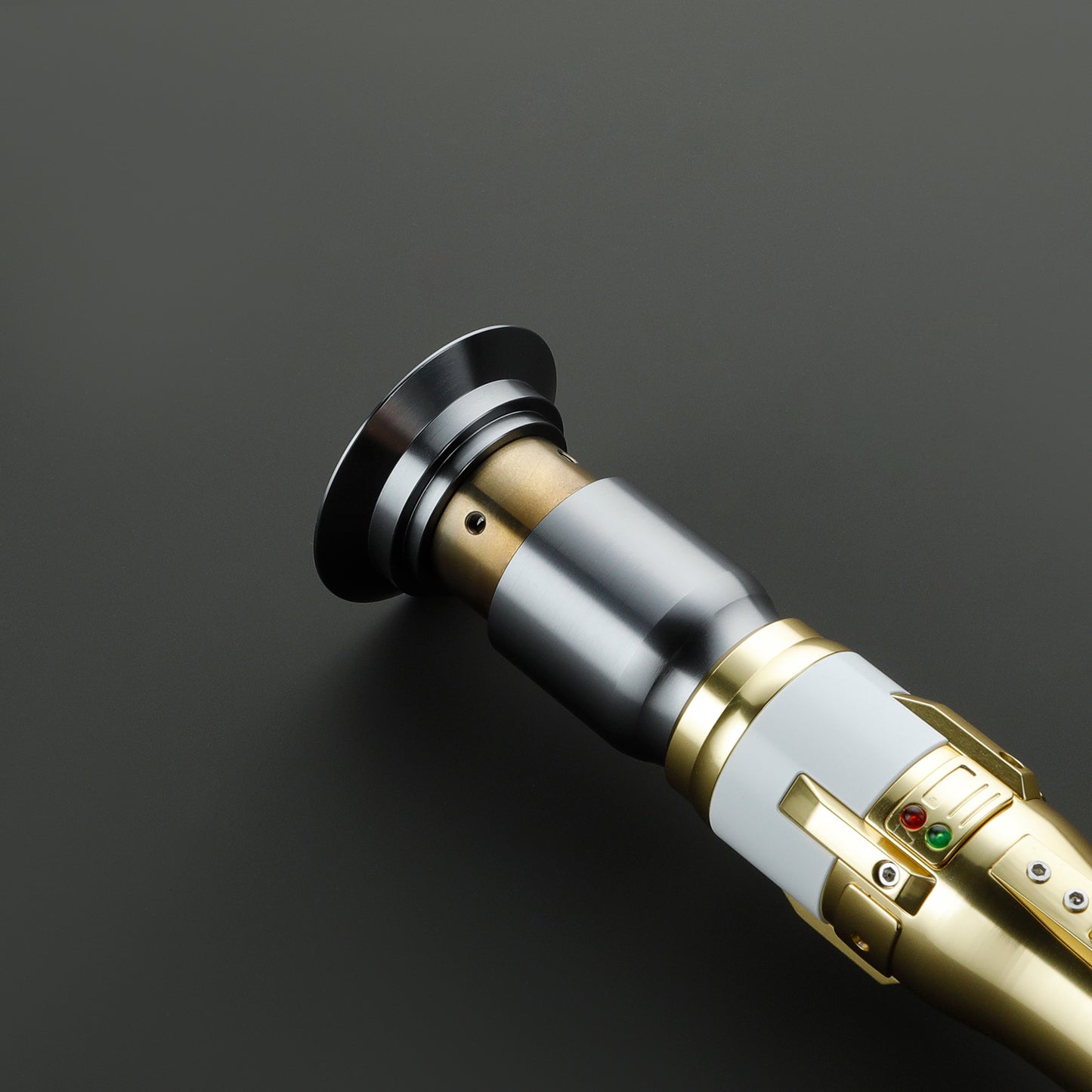 GOLDEN CLAW